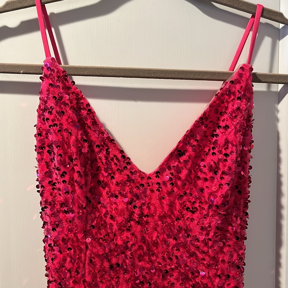 New Lavetir hot pink sequined prom dress - Picture 3 of 10